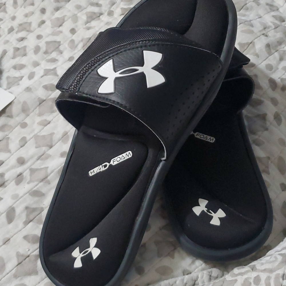 COPY - UNDER Armor  4-D foam slides